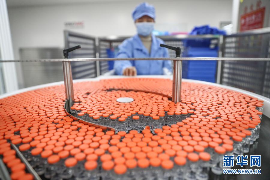 我国新冠疫苗厂商全力生产保接种